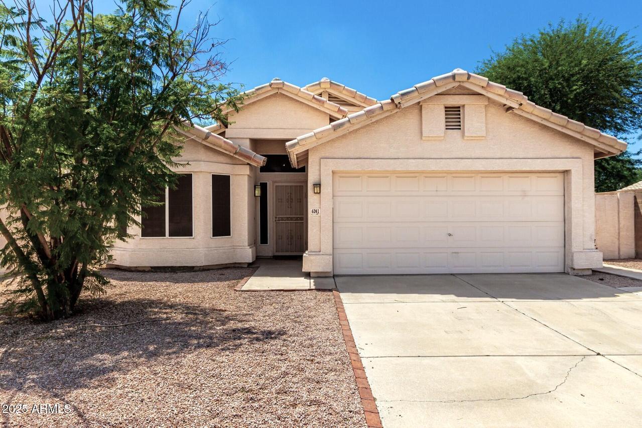 6241 W Blackhawk Dr., Glendale, AZ 85308