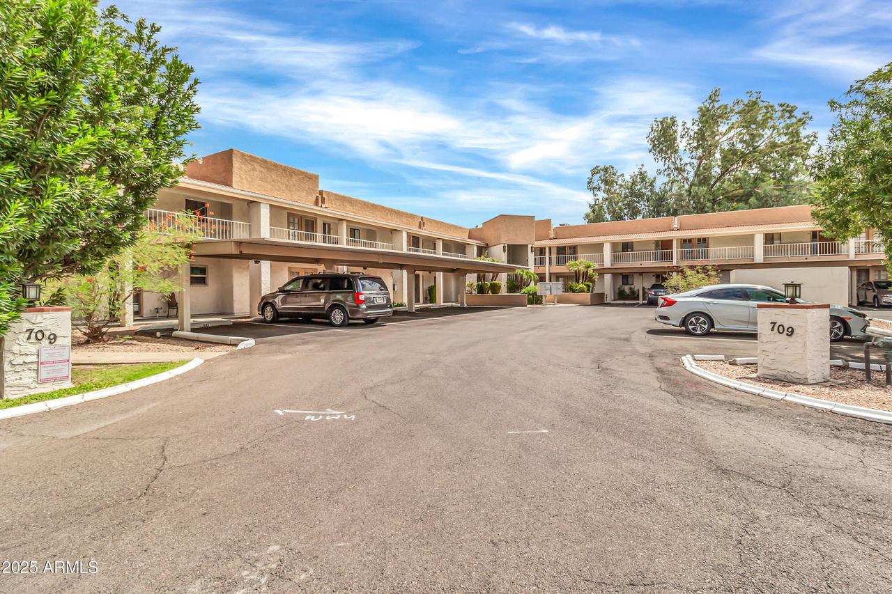 709 S Power Rd. #203, Mesa, AZ 85206