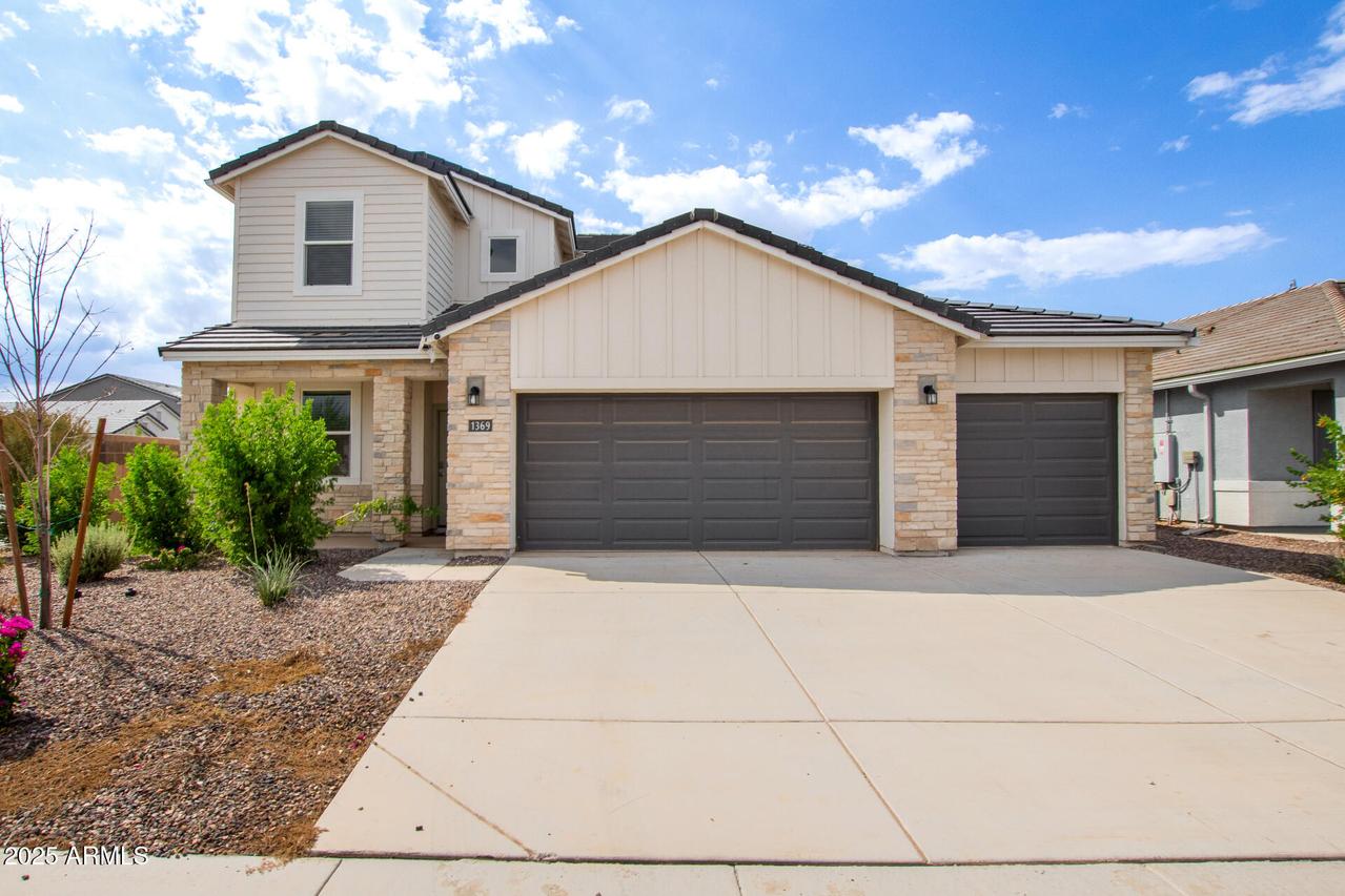 1369 W Sussex St., San Tan Valley, AZ 85143