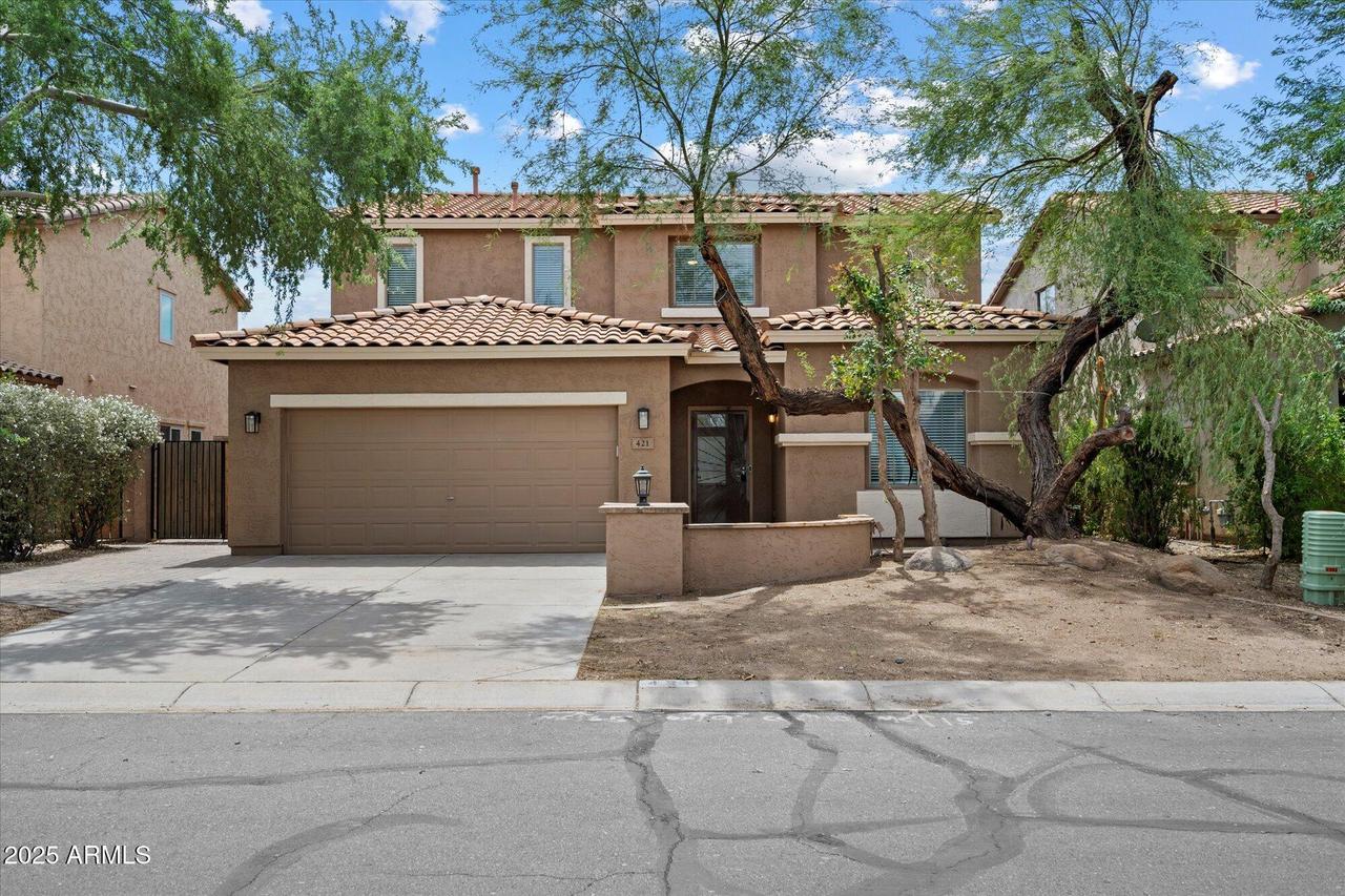421 E Harold Dr., San Tan Valley, AZ 85140