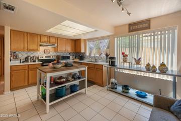3224 E Sierra St., Phoenix, AZ 85028