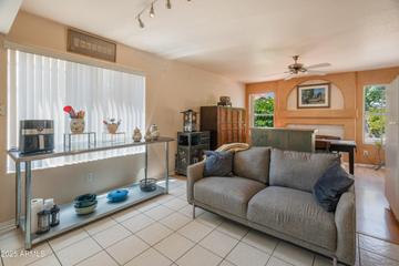 3224 E Sierra St., Phoenix, AZ 85028