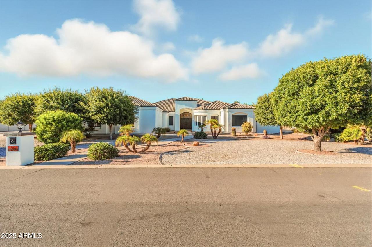 19914 E Calle De Flores St., Queen Creek, AZ 85142