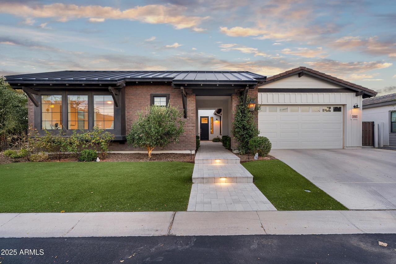 21961 E Via De Arboles St., Queen Creek, AZ 85142