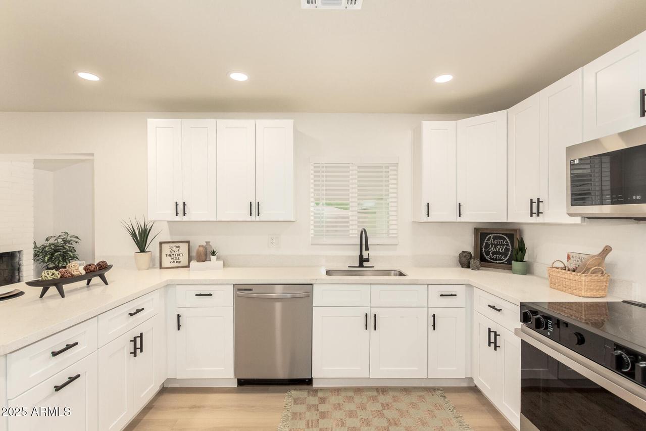2735 W Isabella Ave., Mesa, AZ 85202