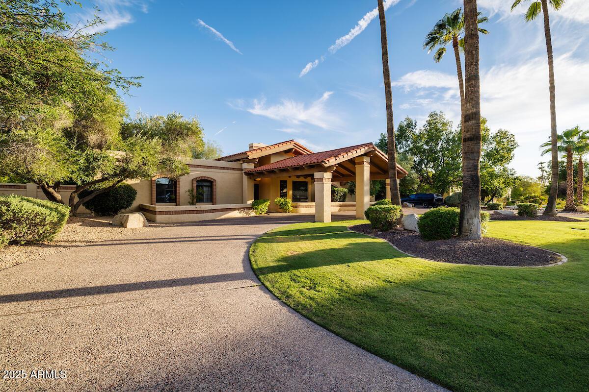 10731 E Fanfol Ln., Scottsdale, AZ 85258