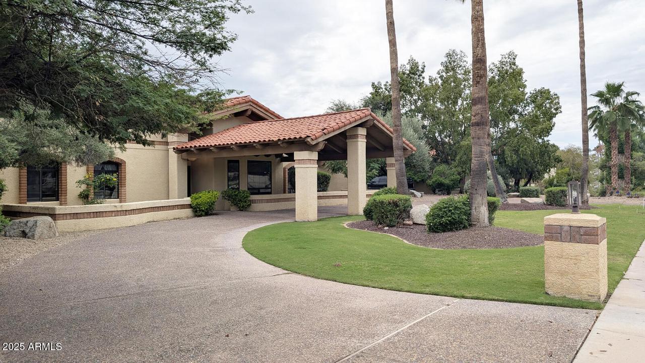 10731 E Fanfol Ln., Scottsdale, AZ 85258