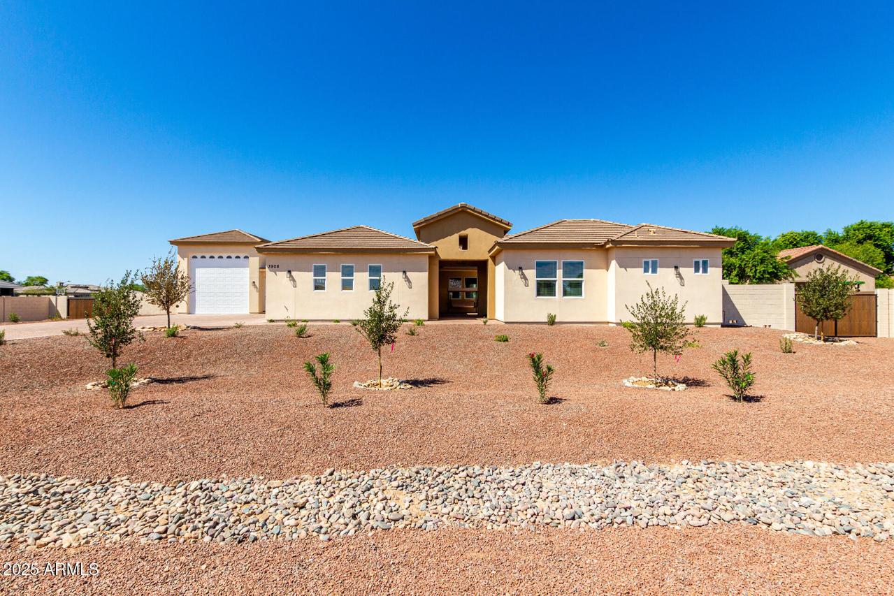 3908 N 197th Ave., Buckeye, AZ 85396