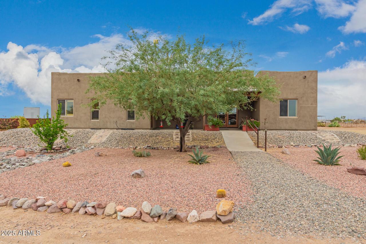 40342 N 253rd Ave., Morristown, AZ 85342