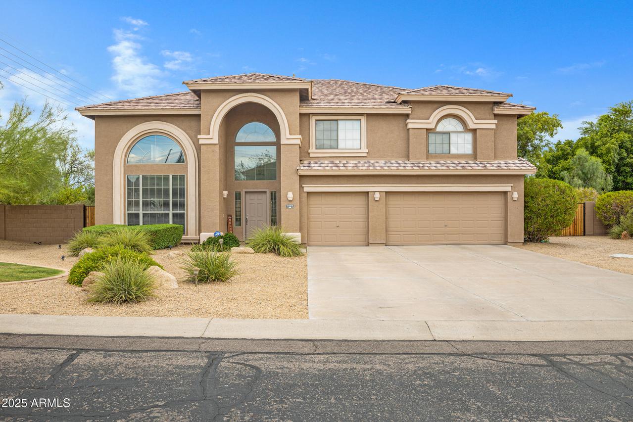 7555 E Laurel St., Mesa, AZ 85207