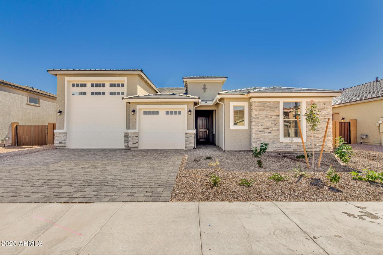 15791 W Desert Hollow Dr., Surprise, AZ 85387