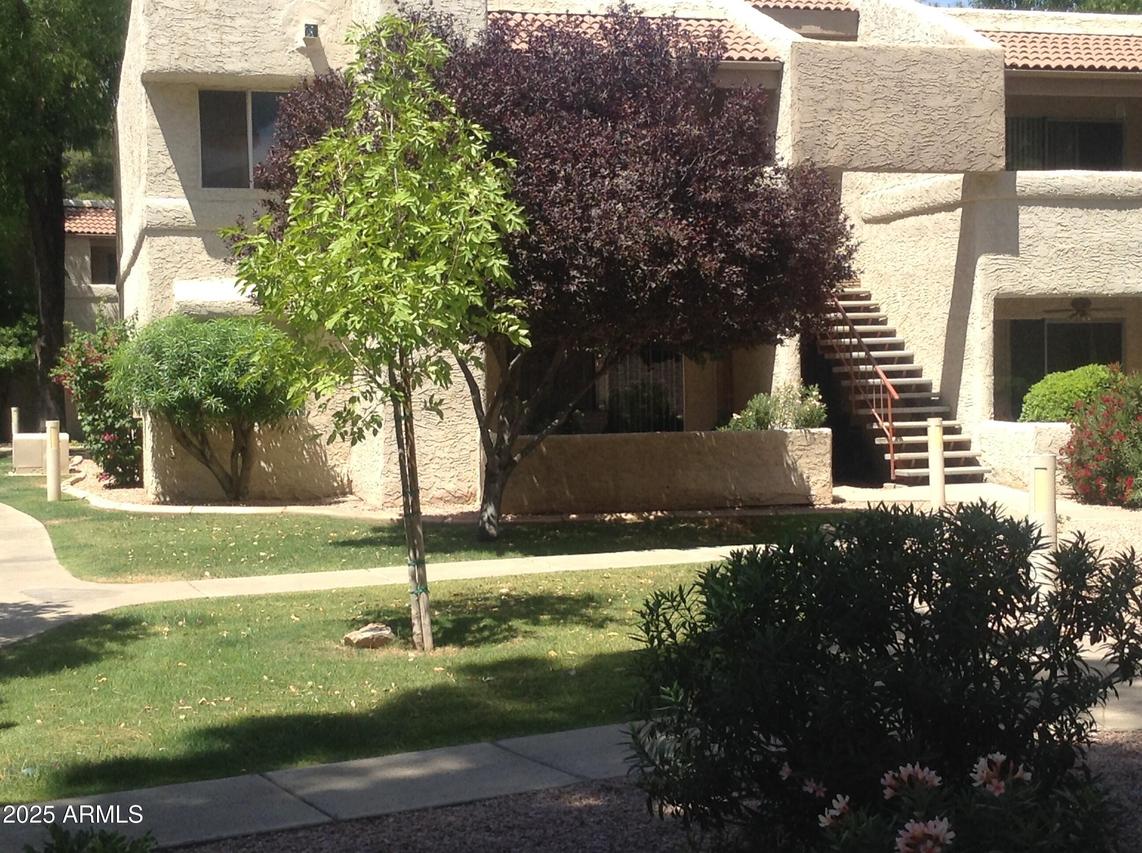 4444 E Paradise Village Pkwy. #241, Phoenix, AZ 85032