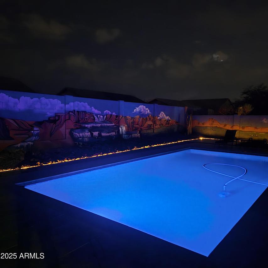 1325 E Branham Ln., Phoenix, AZ 85042