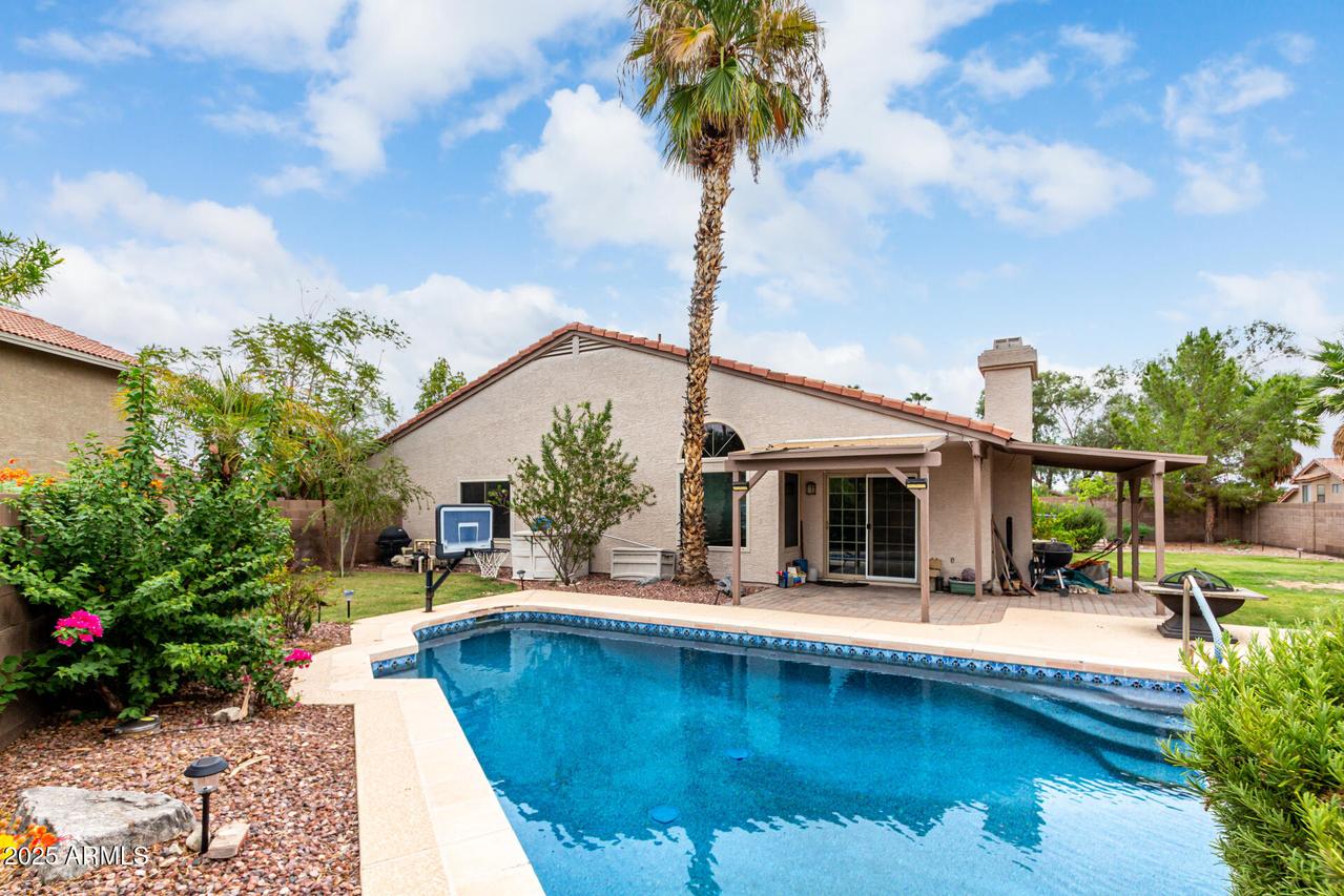 15014 S 28th St., Phoenix, AZ 85048