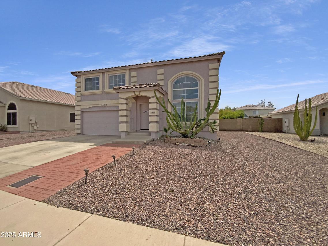 10933 W Vista Ave., Glendale, AZ 85307