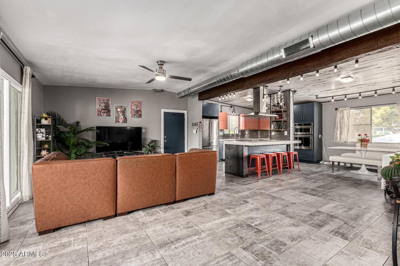 5150 N 20th St. #215, Phoenix, AZ 85016