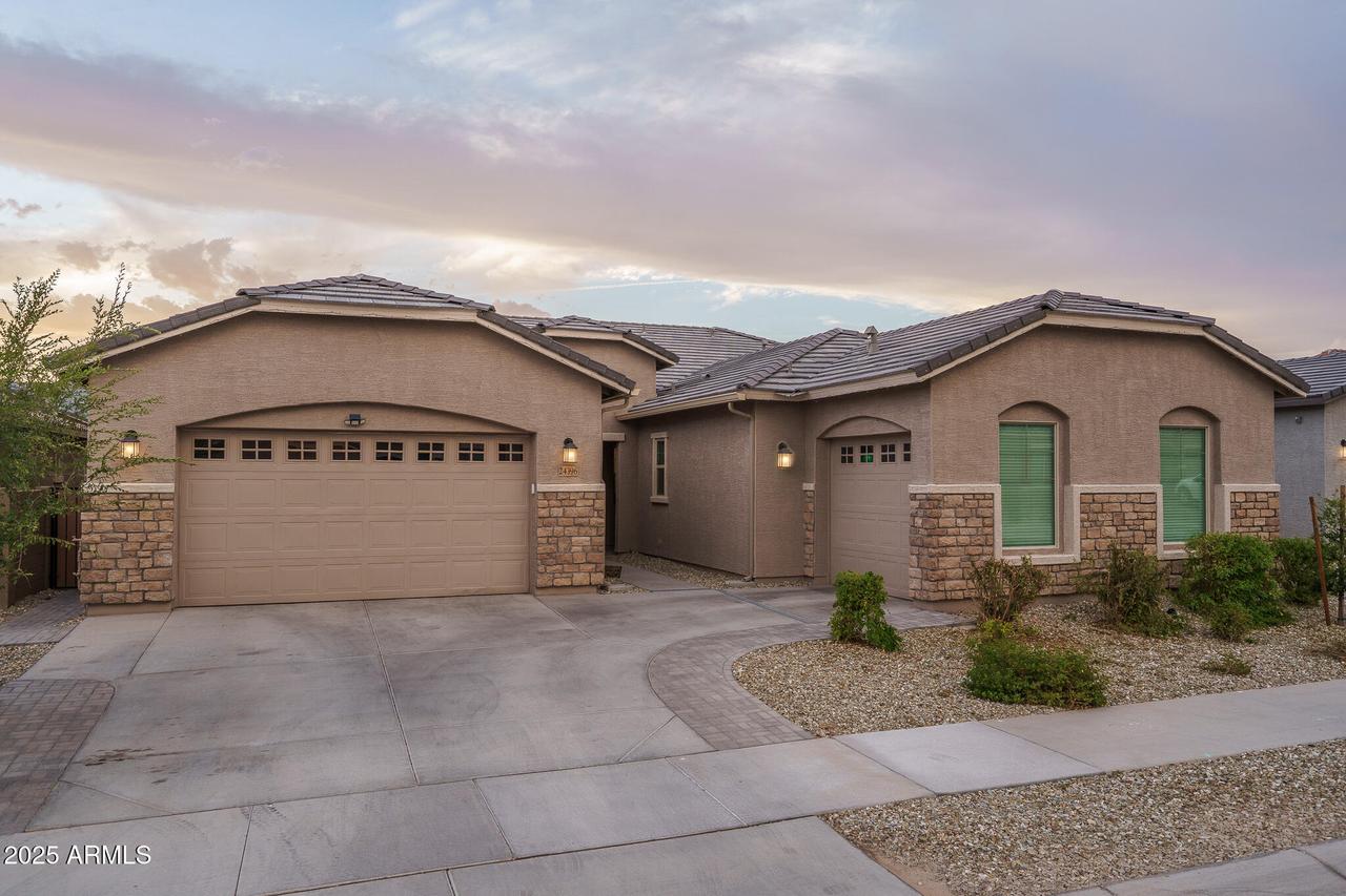 24396 N 169th Dr., Surprise, AZ 85387