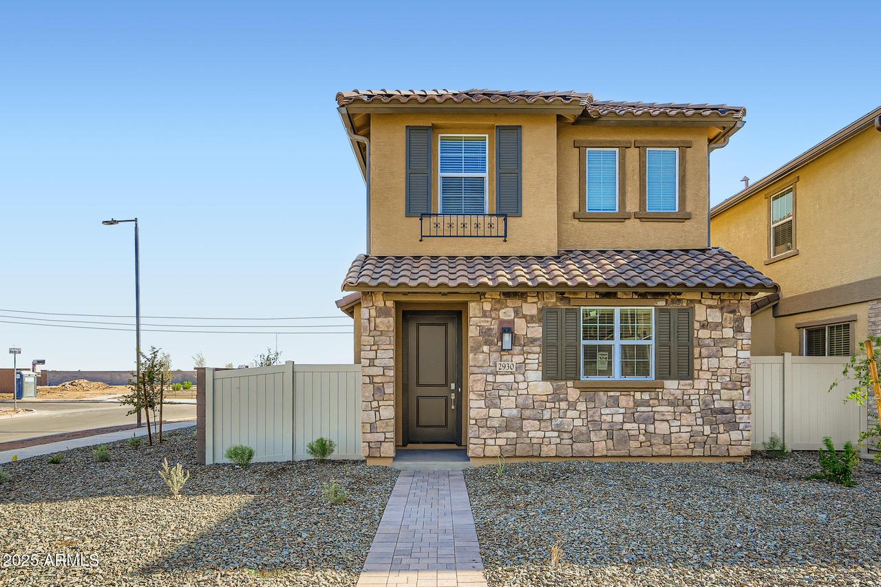 2930 N 98th Ln., Phoenix, AZ 85037