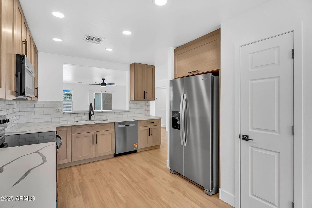 2140 W Agrarian Dr., Queen Creek, AZ 85142