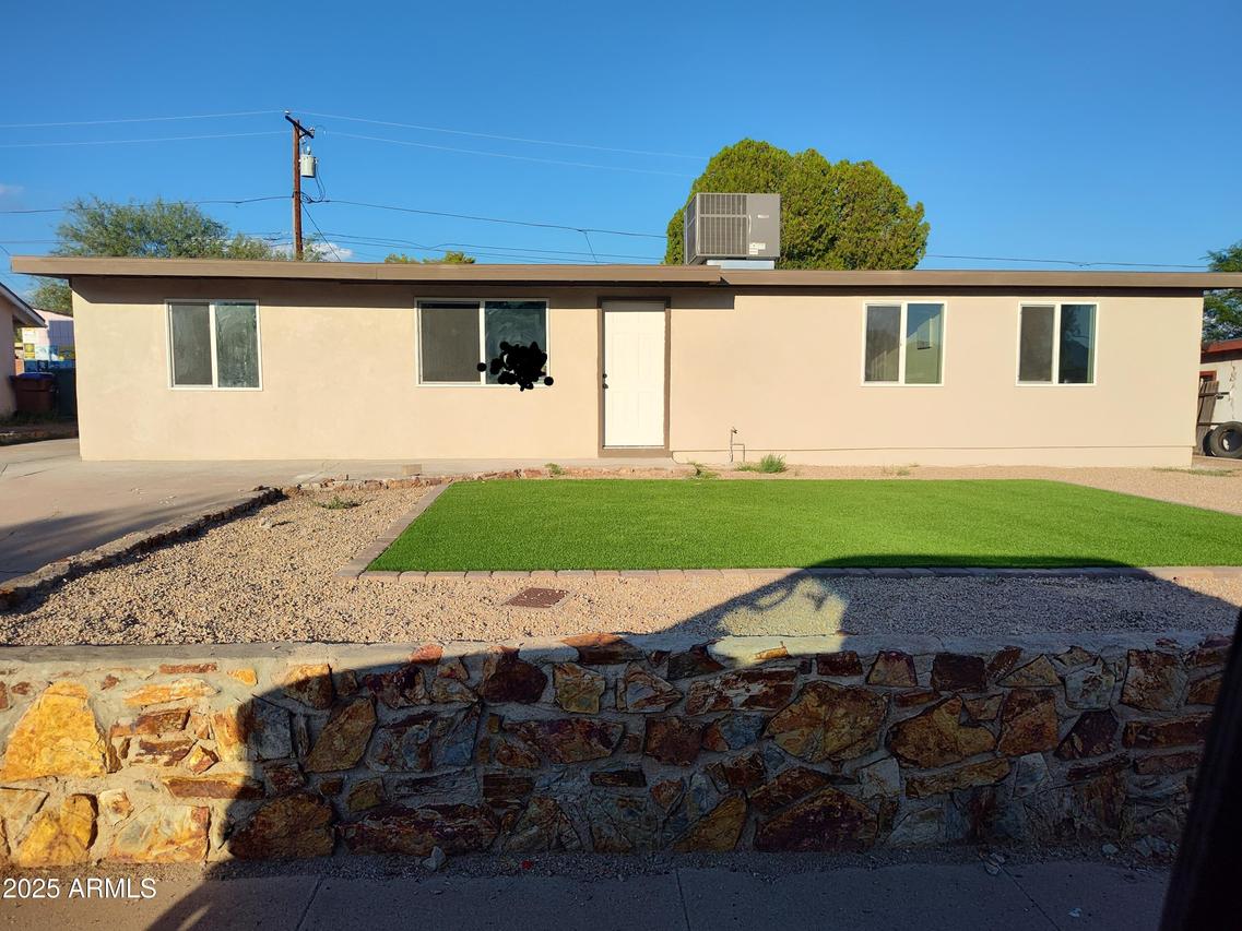 408 W Hartford Rd., Kearny, AZ 85137