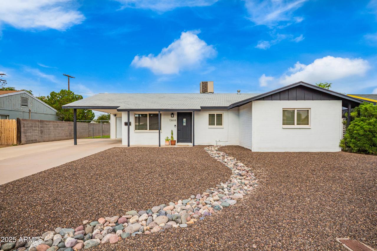 13608 N 33rd St., Phoenix, AZ 85032