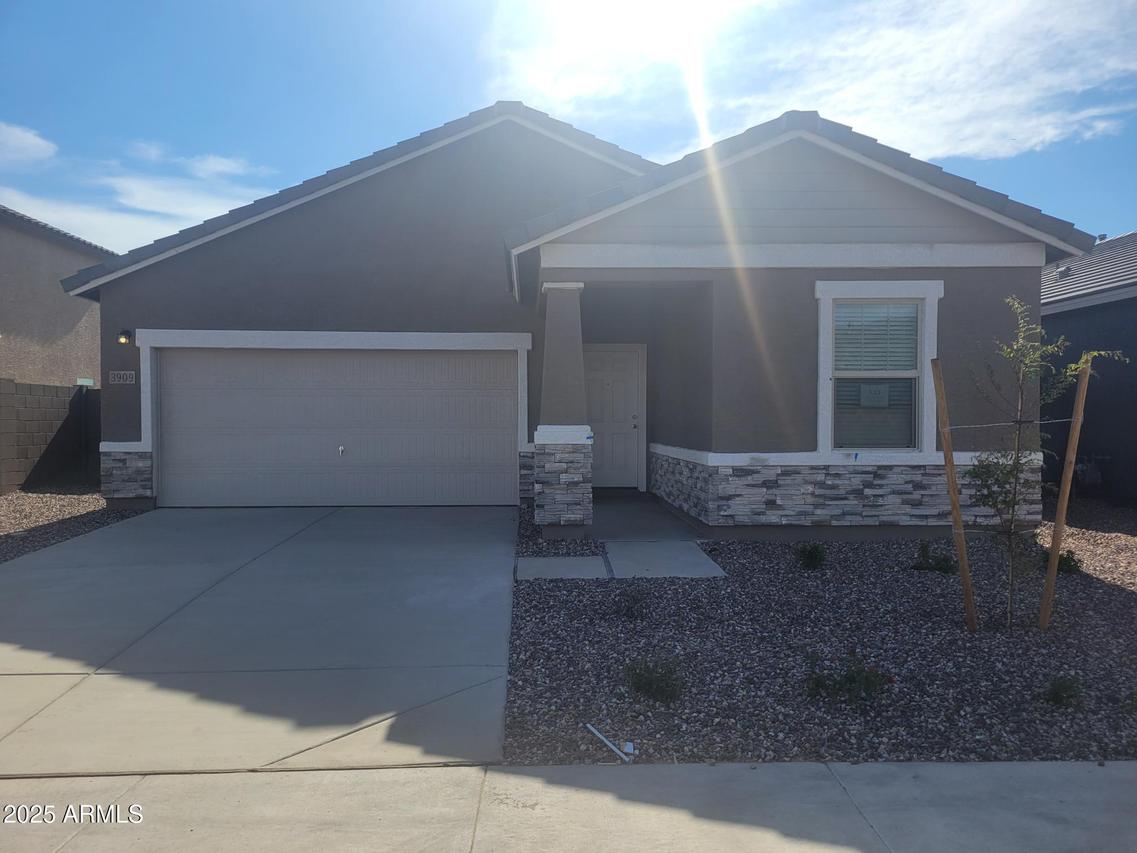 3909 E Haley Dr., San Tan Valley, AZ 85143