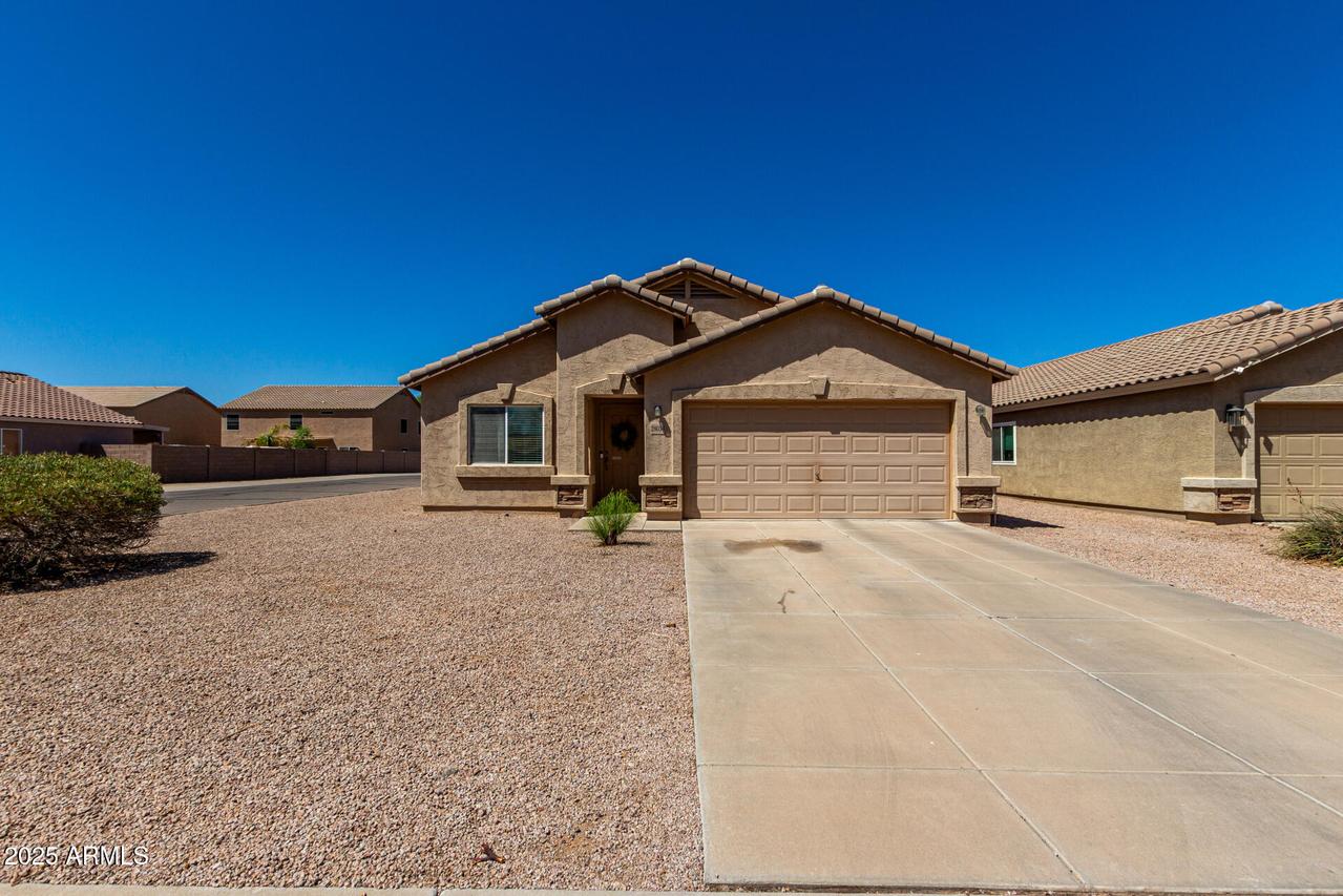 28034 N Crystal Ln., San Tan Valley, AZ 85143