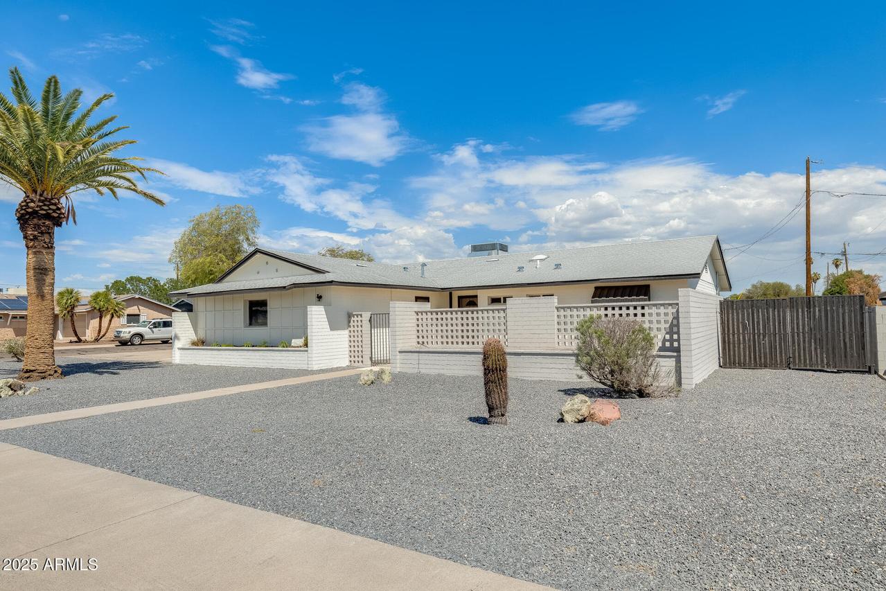 13203 N 22nd Ave., Phoenix, AZ 85029