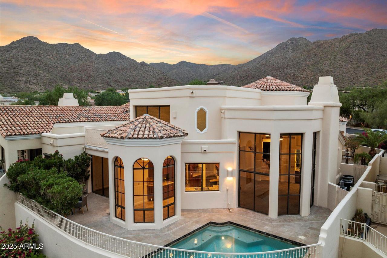 13527 E Charter Oak Dr., Scottsdale, AZ 85259