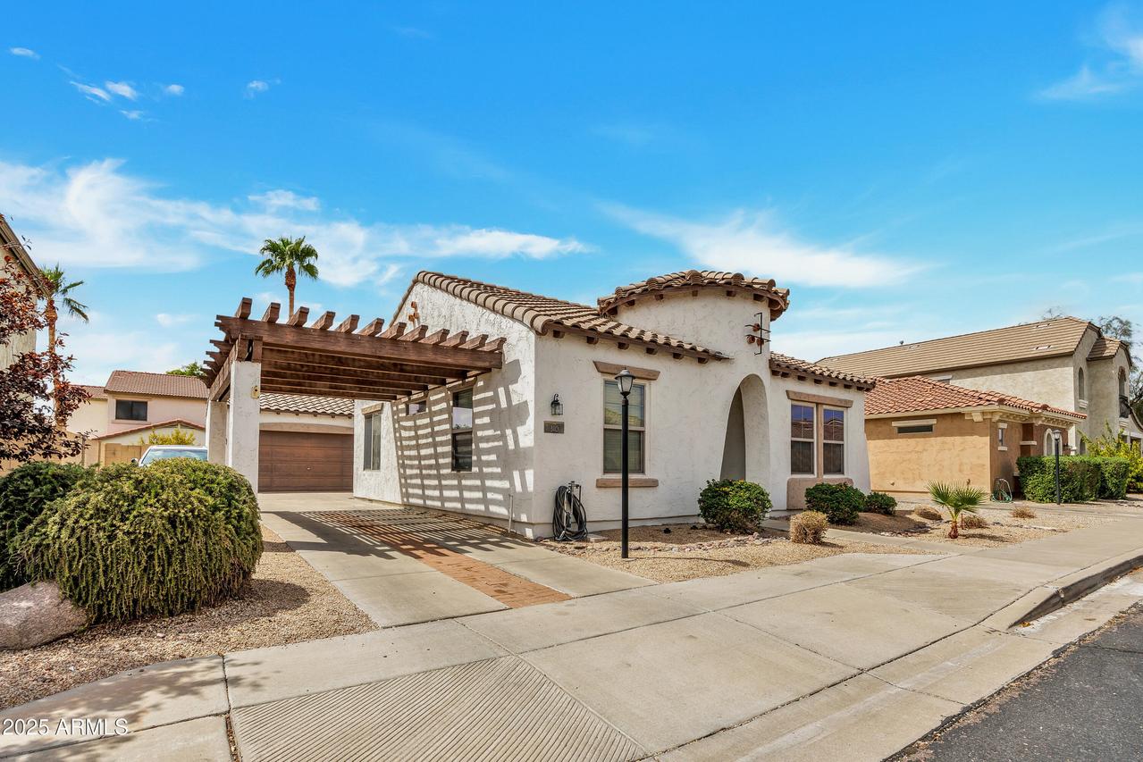 310 N 77th Pl., Mesa, AZ 85207