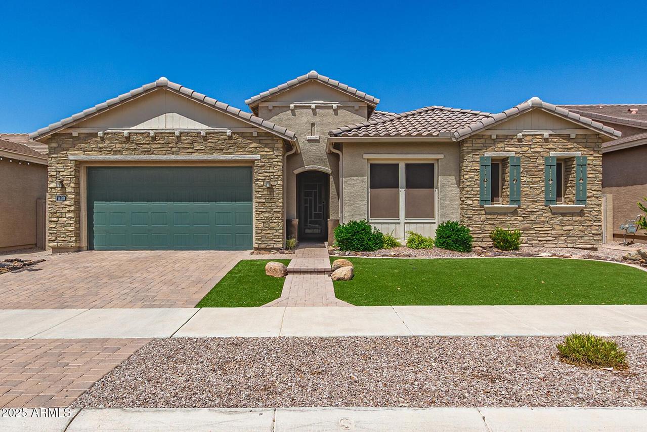 1430 E Milada Dr., Phoenix, AZ 85042