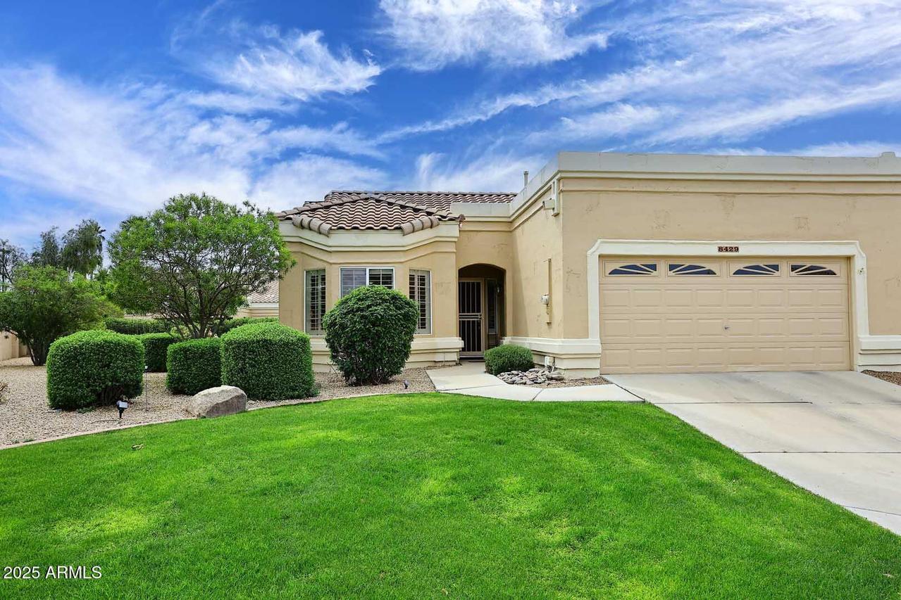 8429 W Oraibi Dr., Peoria, AZ 85382