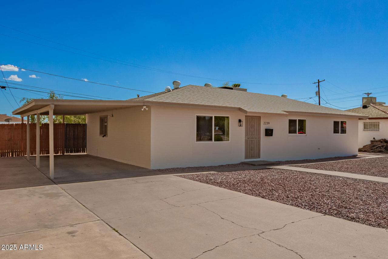 2239 W Bethany Home Rd., Phoenix, AZ 85015