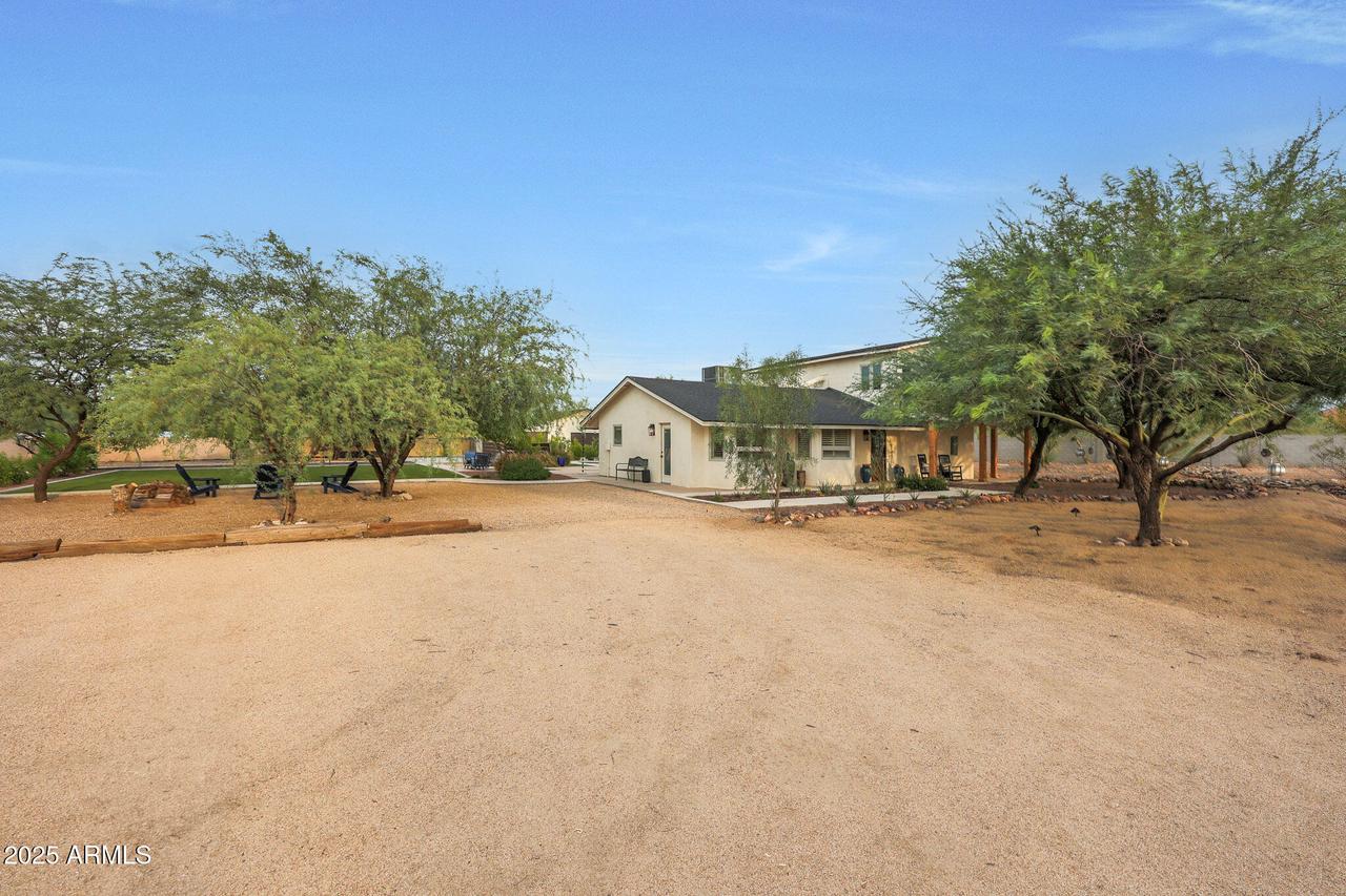 33803 N 12th St., Phoenix, AZ 85085