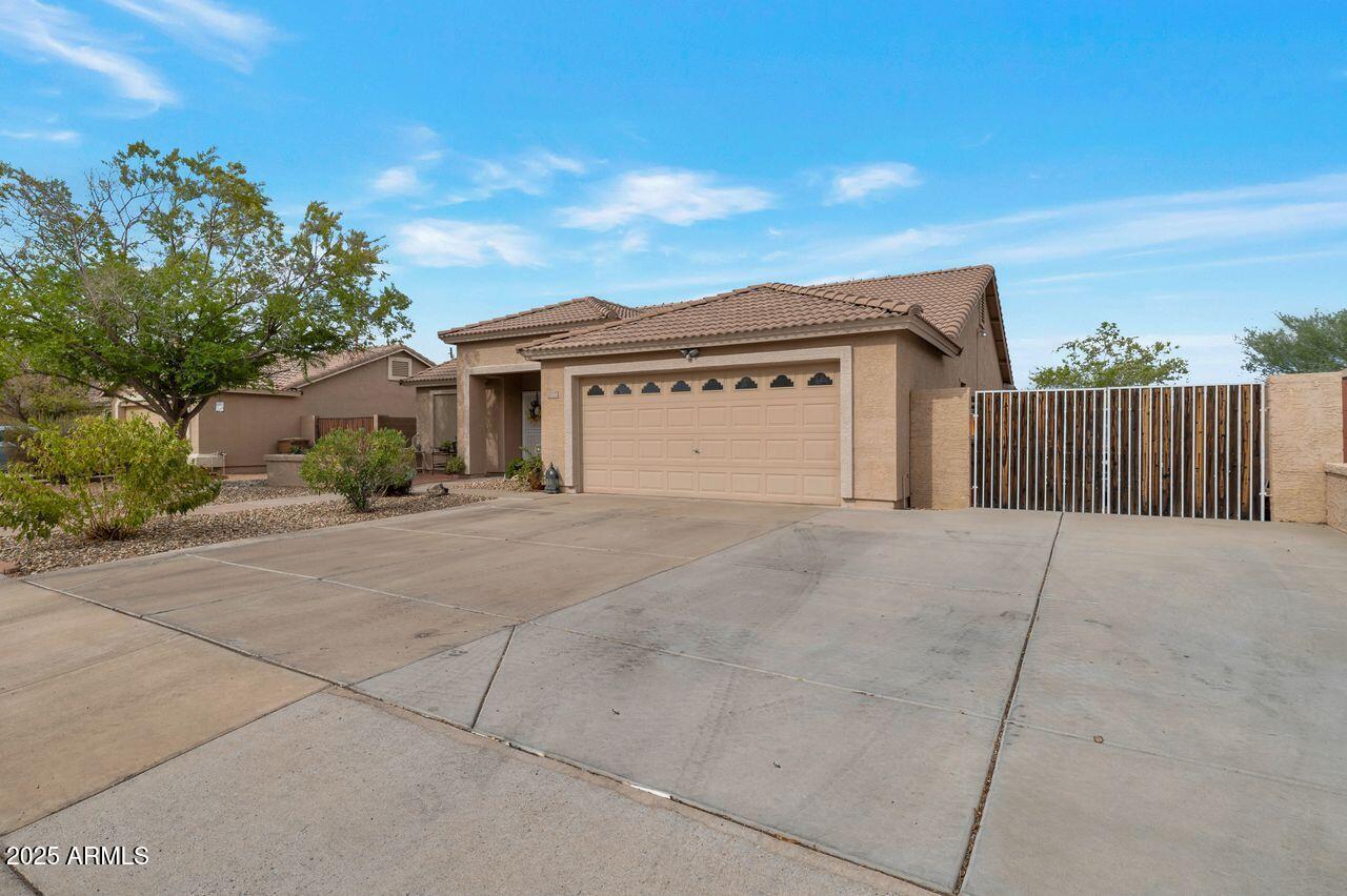22322 N 108th Ave., Sun City, AZ 85373