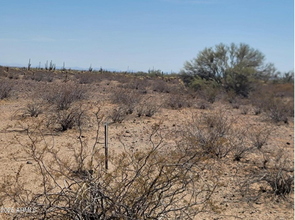 13 E Carefree Hwy., Wittmann, AZ 85361