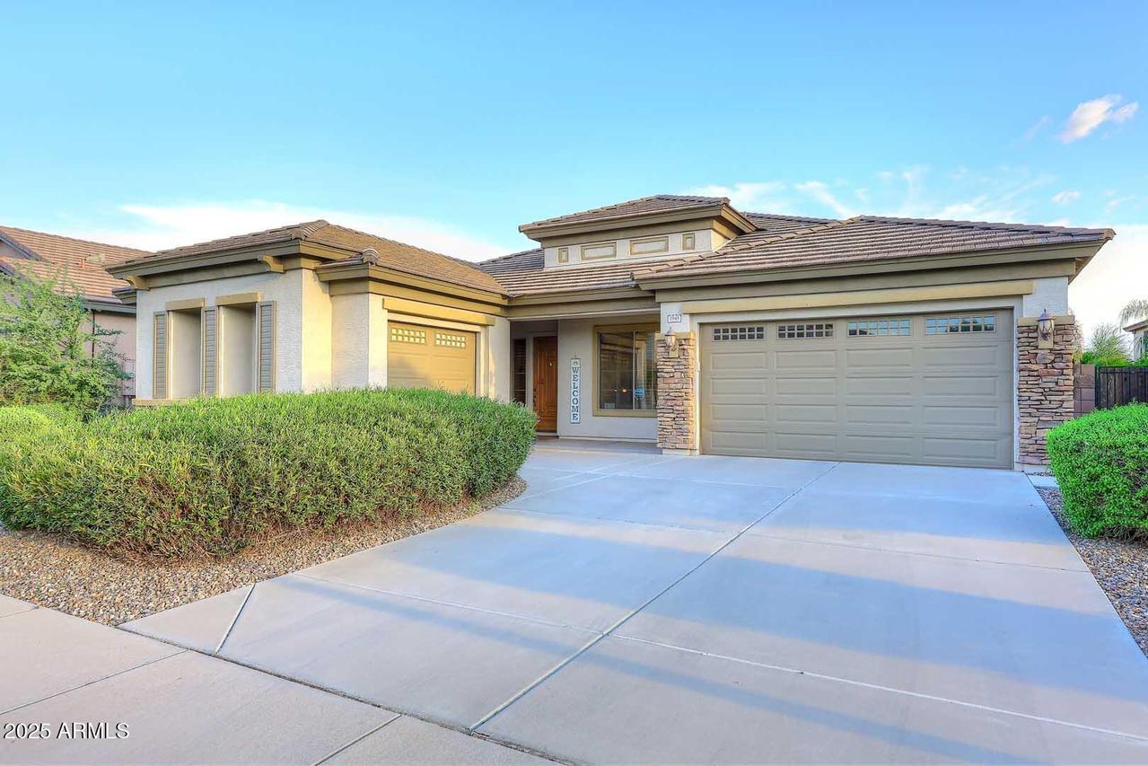 1945 E Grand Canyon Dr., Chandler, AZ 85249