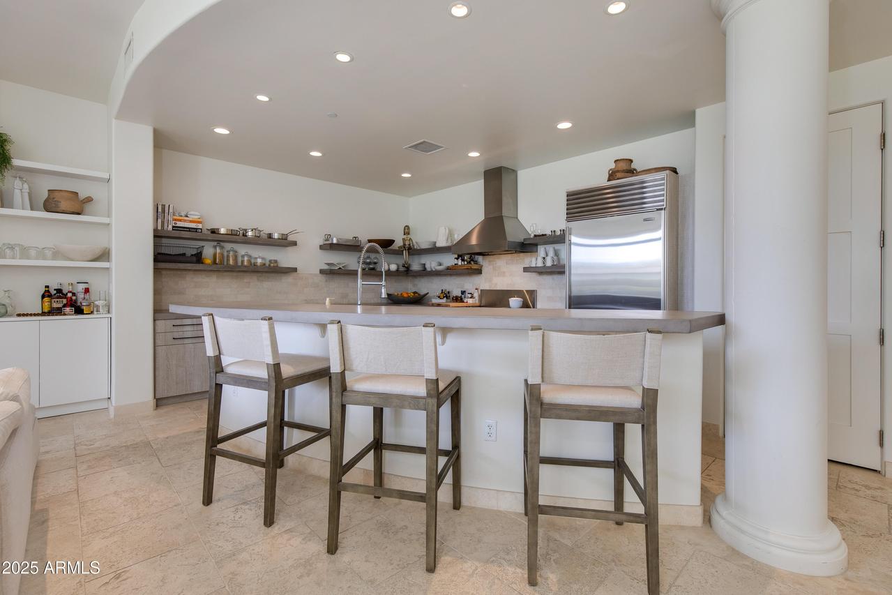 8 E Biltmore Estate #110, Phoenix, AZ 85016