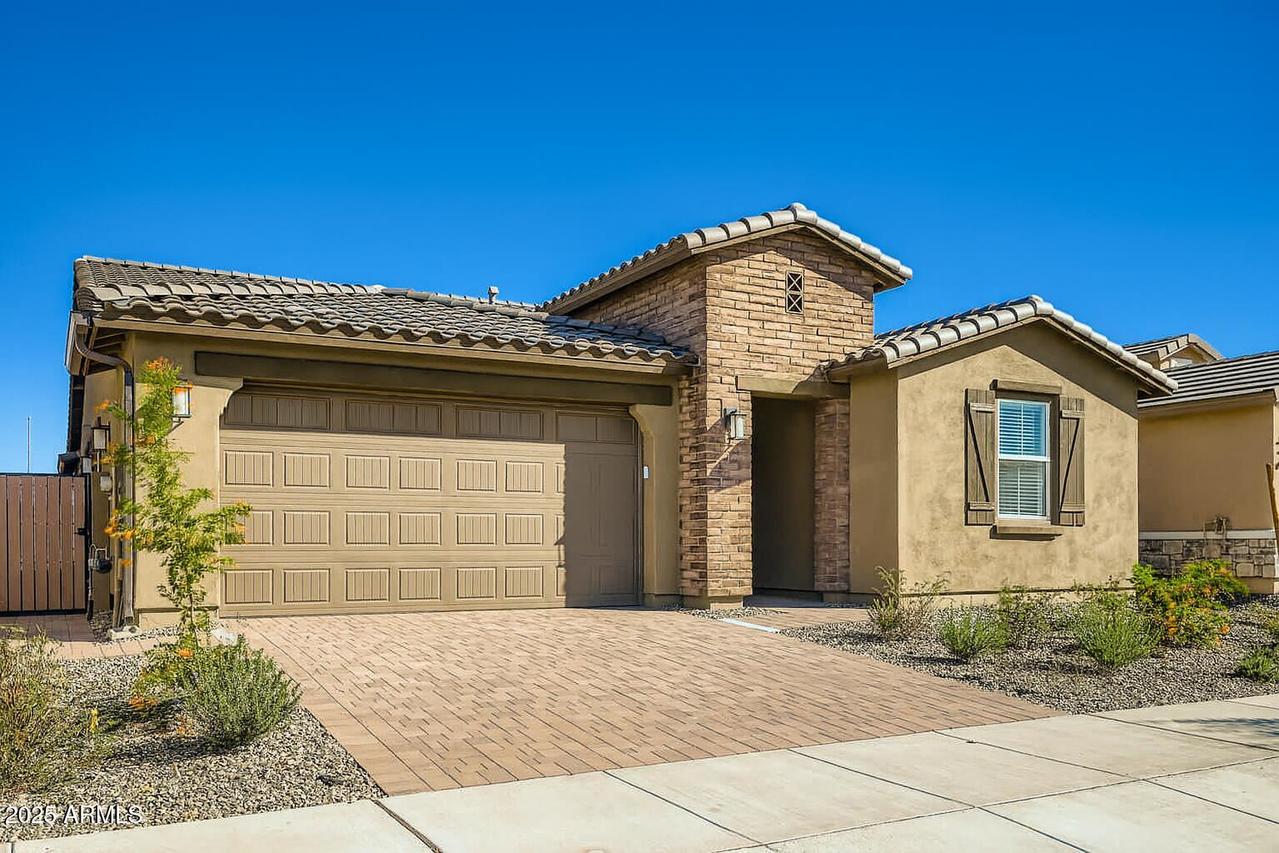 1508 W Ridge Rd., Apache Junction, AZ 85120
