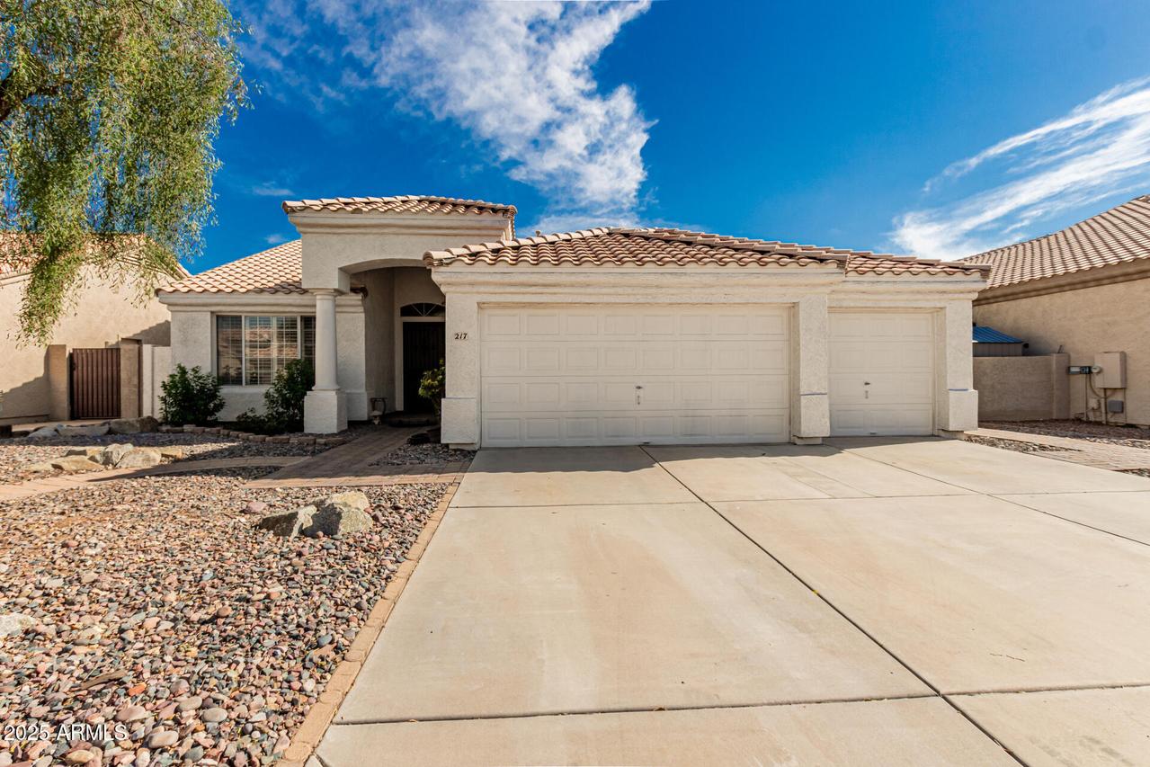 217 W Smoke Tree Rd., Gilbert, AZ 85233