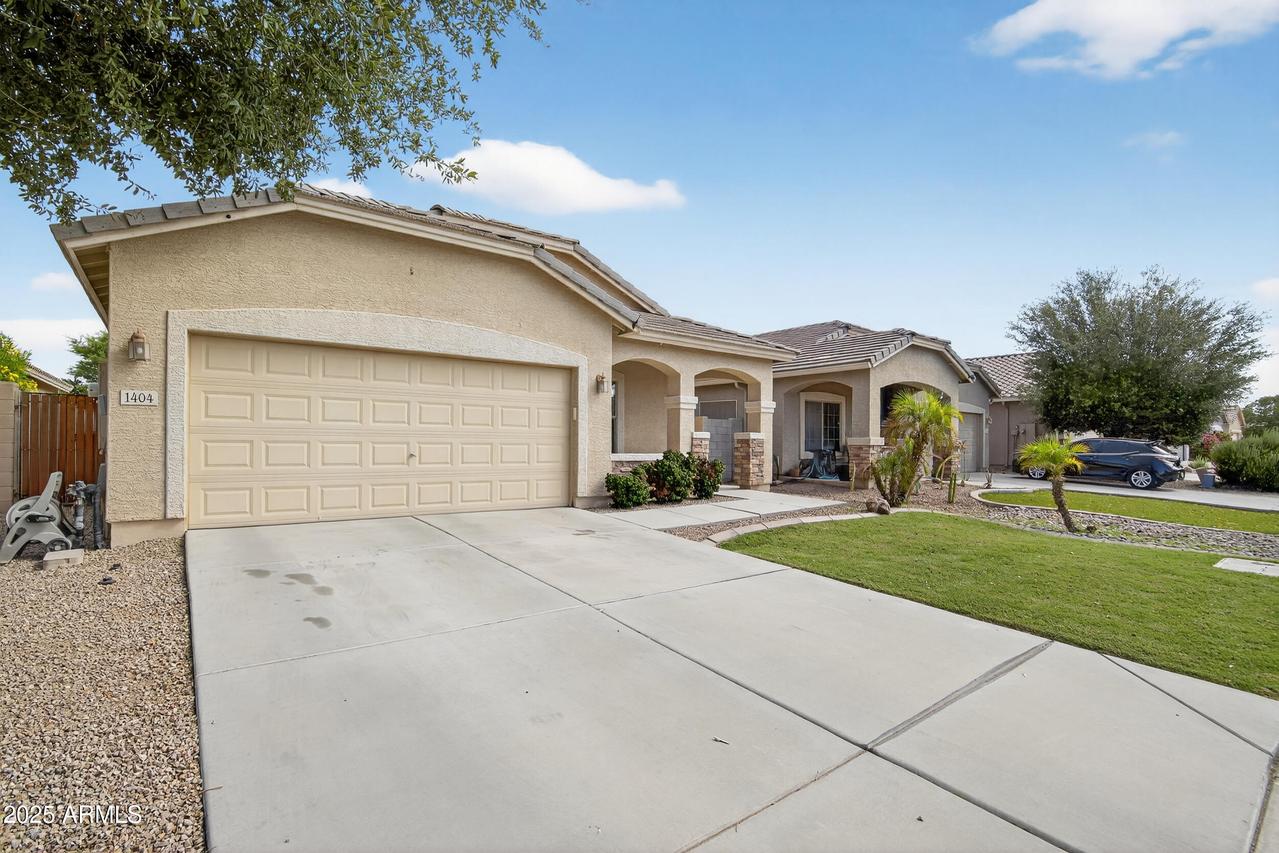 1404 W Santa Gertrudis Tr., San Tan Valley, AZ 85143