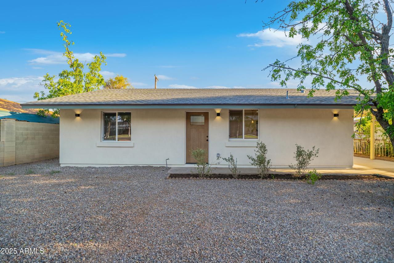 3223 W Camelback Rd., Phoenix, AZ 85017