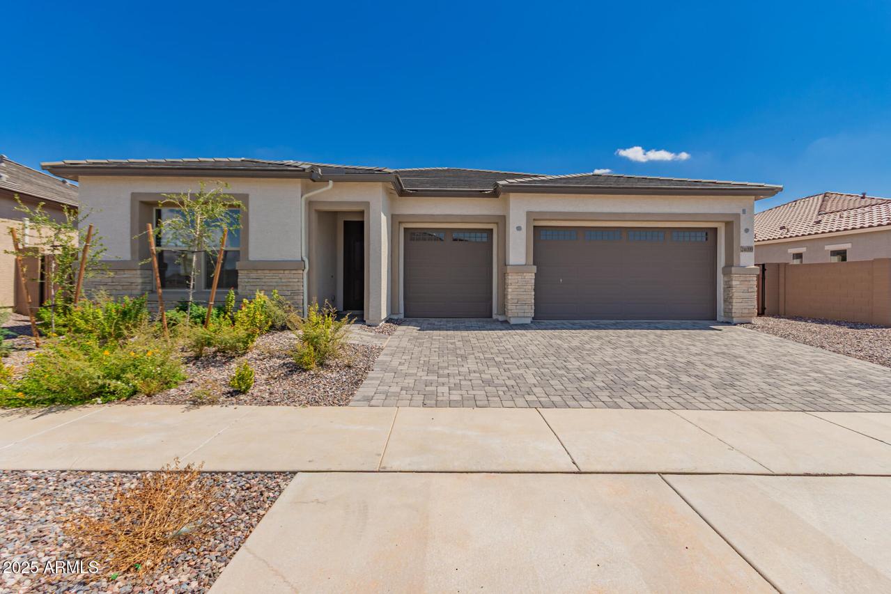 24099 N 171st Dr., Surprise, AZ 85387