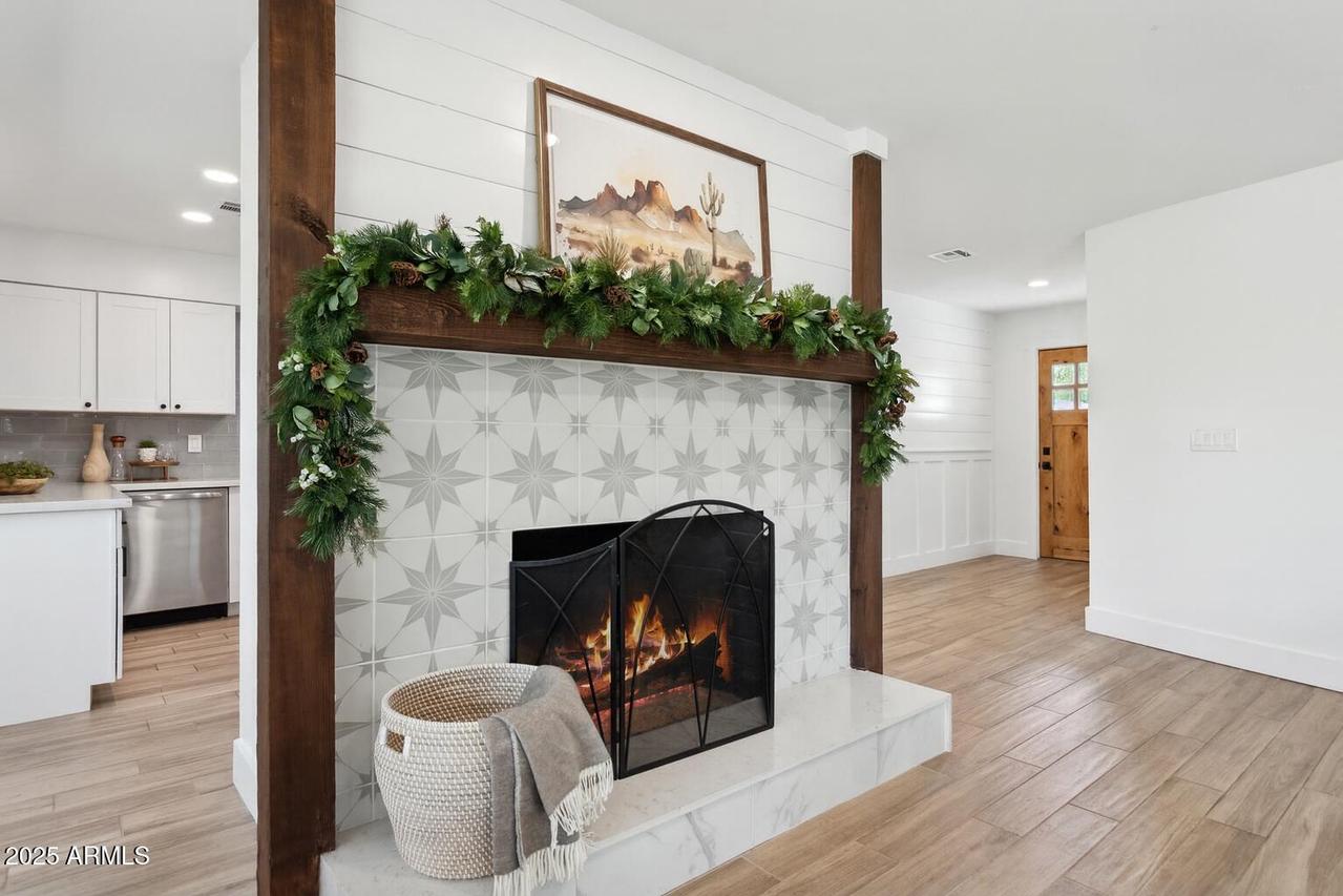 1028 E Manzanita Dr., Phoenix, AZ 85020