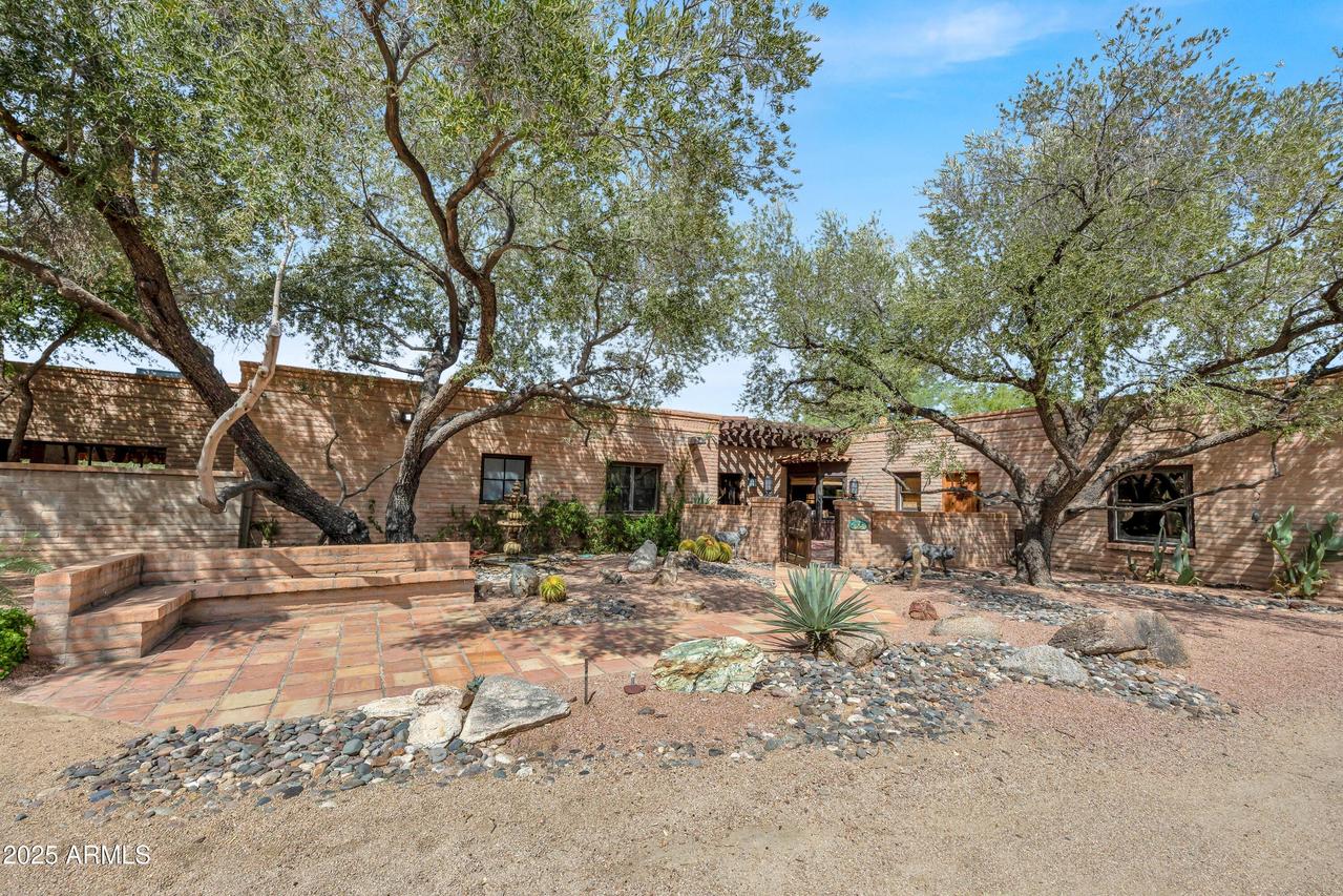 37436 N Rancho Manana Blvd., Cave Creek, AZ 85331
