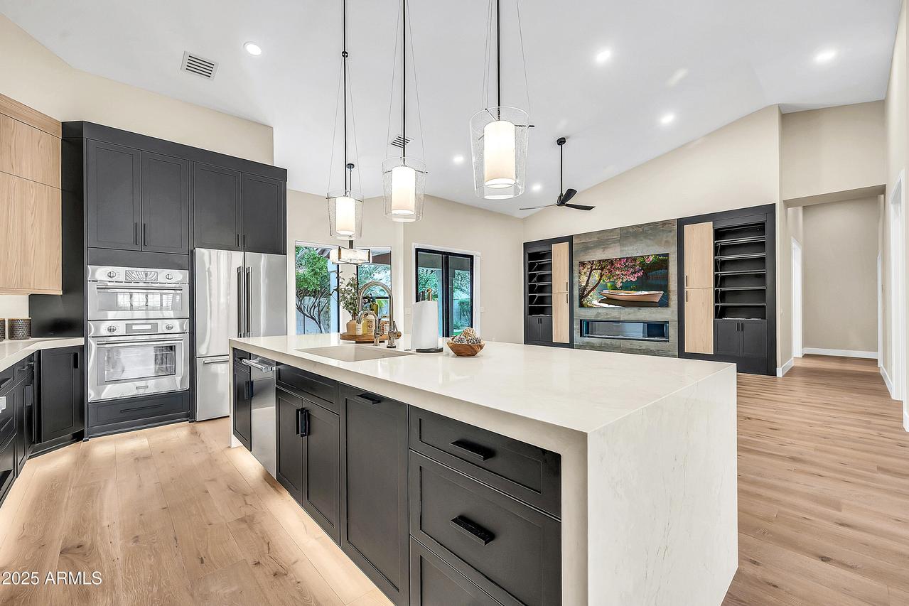 6421 E Winchcomb Dr., Scottsdale, AZ 85254