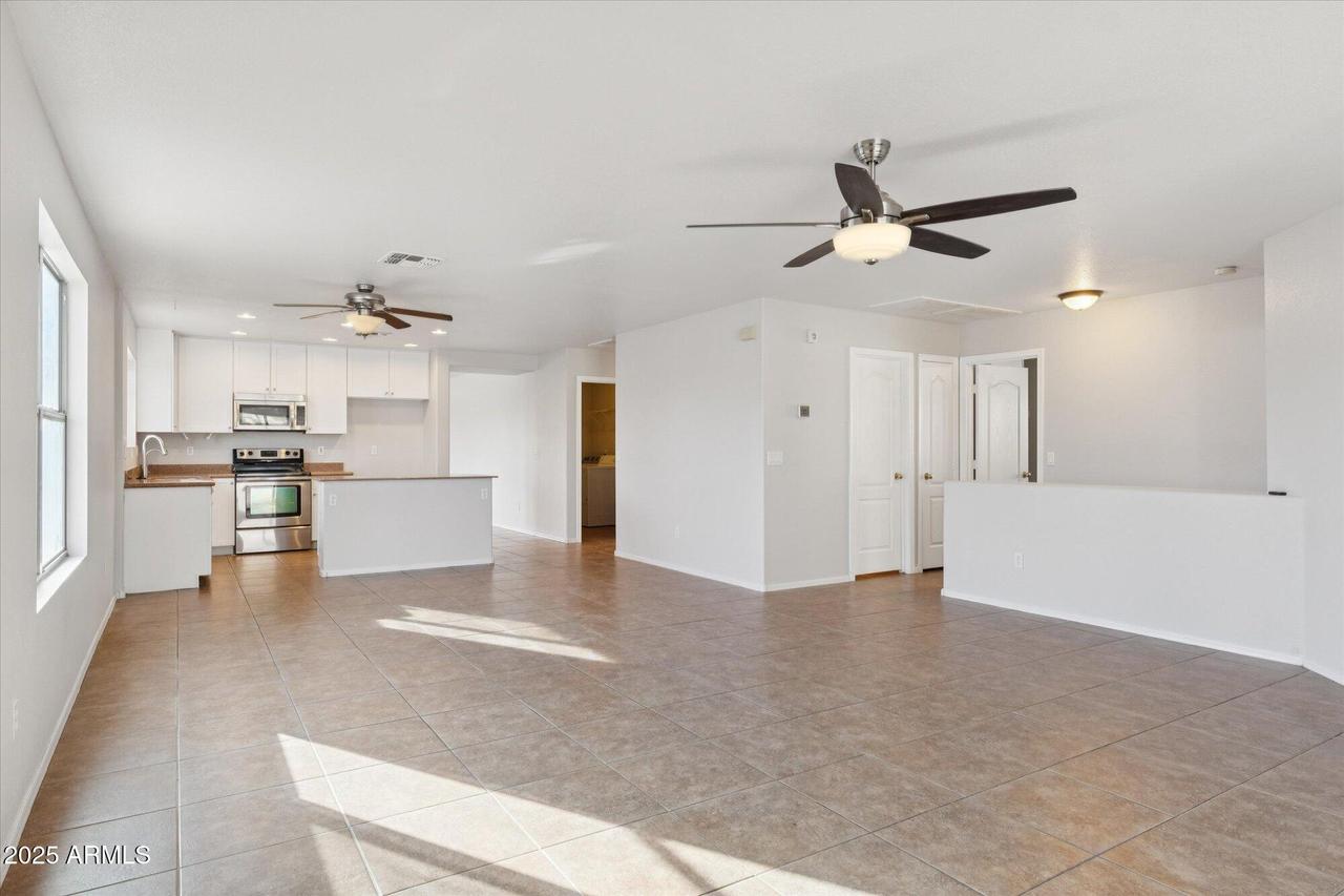 33419 N Sonoran Tr., San Tan Valley, AZ 85144
