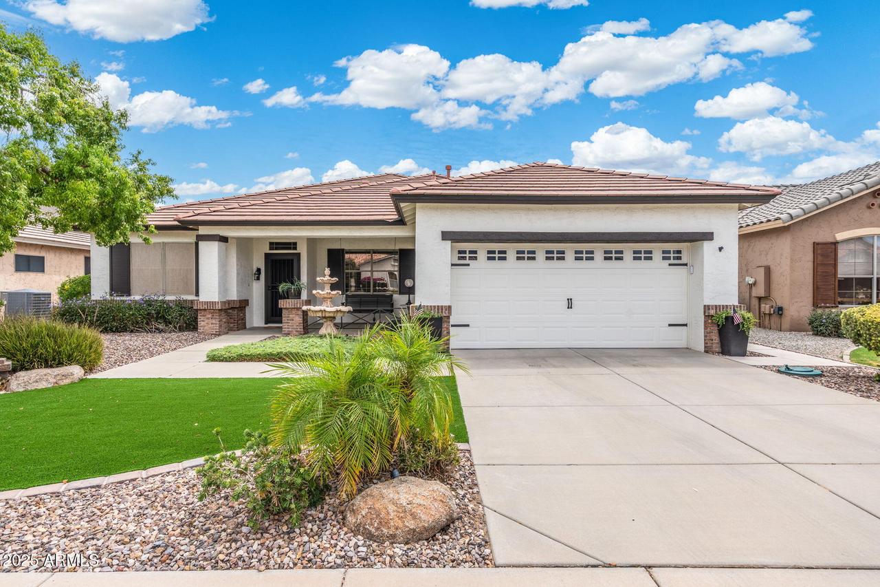 17687 N Coconino Dr., Surprise, AZ 85374