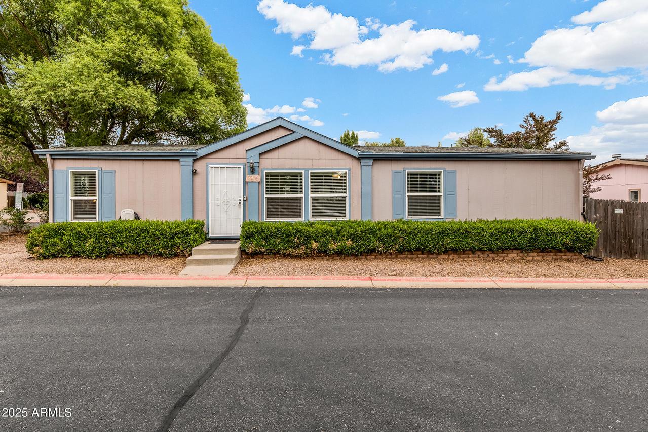 5276 N Thornton Pl., Flagstaff, AZ 86004