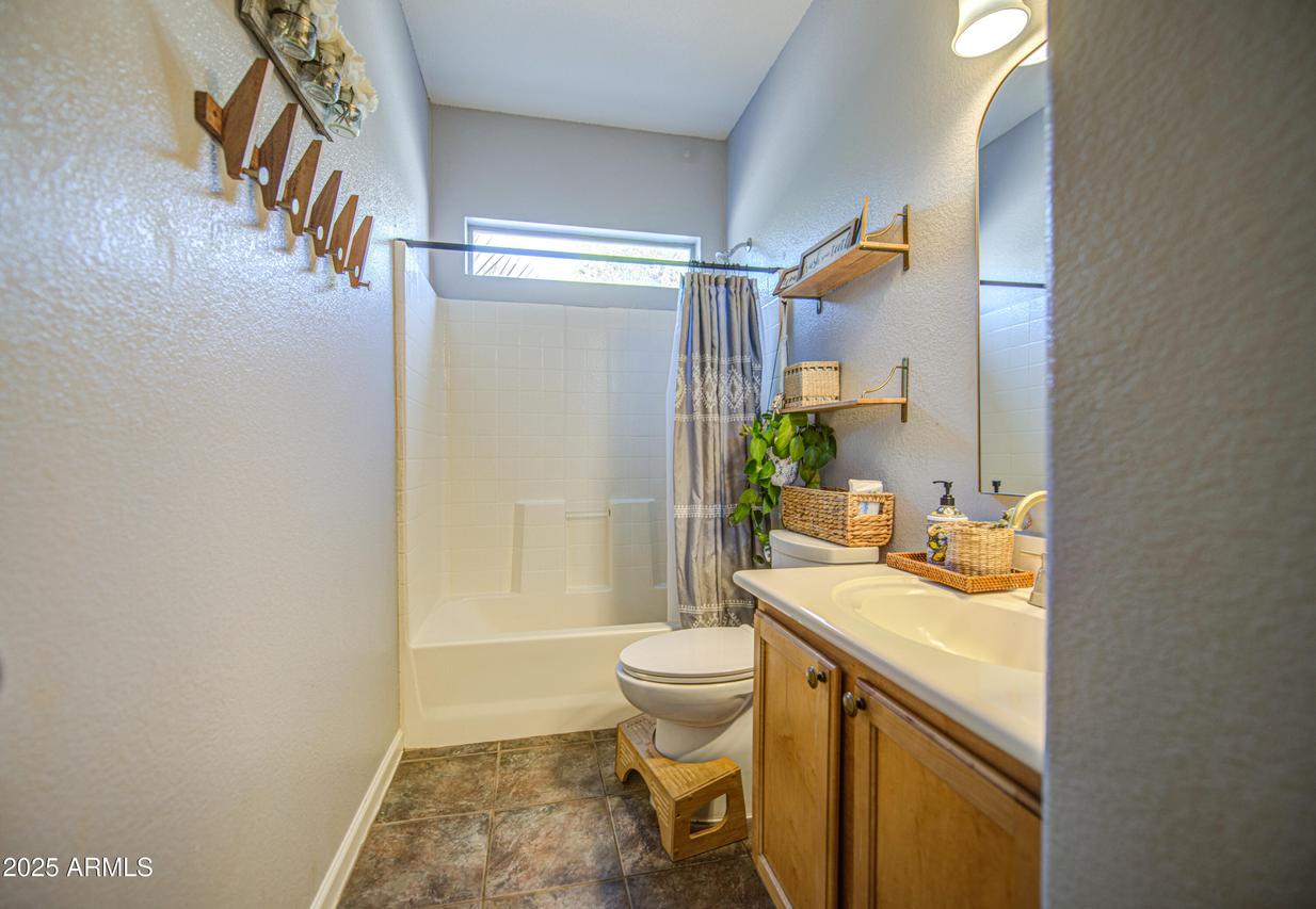 2536 E Indian Wells Pl., Chandler, AZ 85249